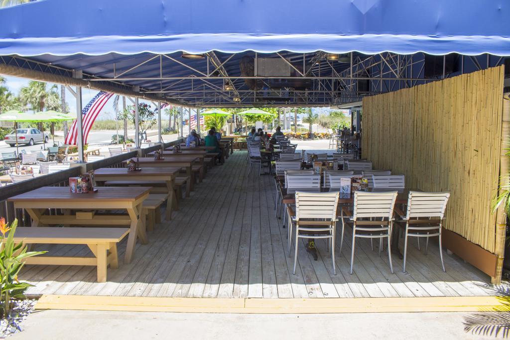Rhumcay Beach Resort And Grille Fort Pierce Exterior foto