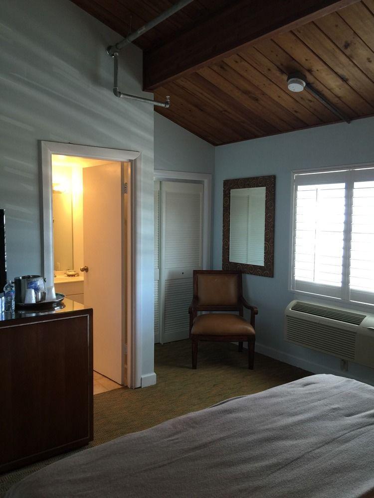 Rhumcay Beach Resort And Grille Fort Pierce Exterior foto